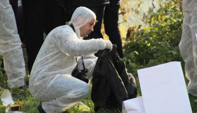 RĂMĂȘIȚE UMANE, DESCOPERITE PE DRUM - criminalisti-1527595614.jpg