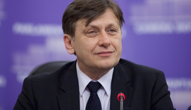 USL a votat împărțirea colegiilor parlamentare - crin-1347827803.jpg