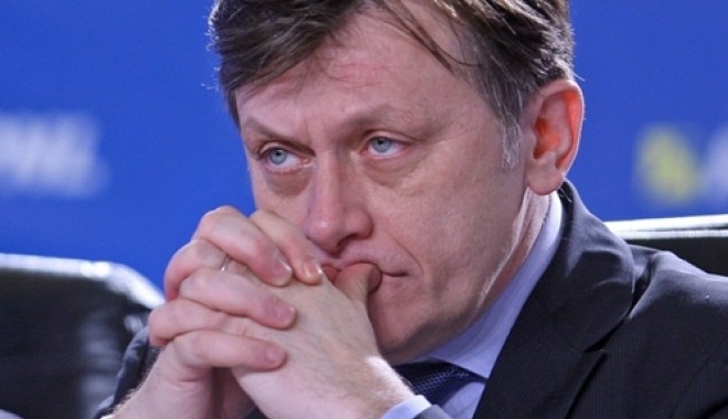 Crin Antonescu: NU mă retrag din politică - crinantonescuusl23-1345550128.jpg