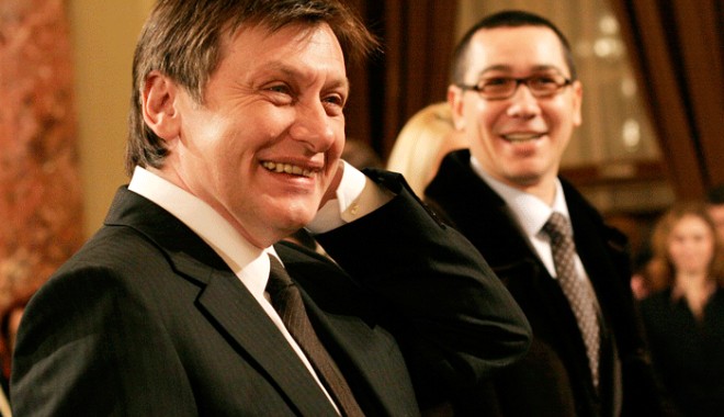 Congrese PSD, PNL și PC, reunite la Romexpo - crinantonescuvictorponta-1333787344.jpg