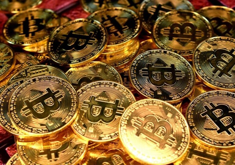Captură impresionantă de criptomonede în România. Au fost preluate 4 milioane de dolari într-un dosar DIICOT - criptomonede-1722016342.jpg