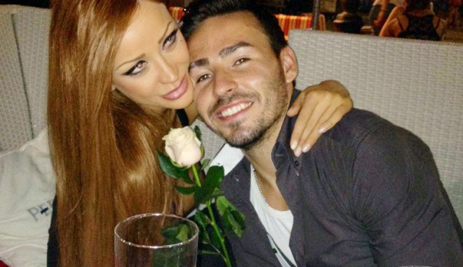 Cristea, amendat cu mii de euro dacă vorbește  de Bianca Drăgușanu - cristeasidragusanu-1382633013.jpg