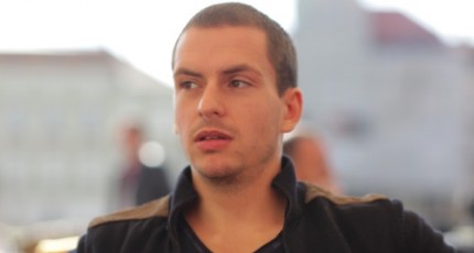 Un român, MILIONAR ÎN DOLARI de pe urma unui blog! Află povestea lui - cristianmicle-1350564678.jpg