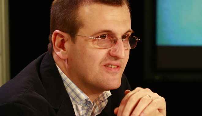 Cristian Preda și-a anunțat în ședința CDN demisia din funcția de prim-vicepreședinte al PDL - cristianpreda2789941800-1355480946.jpg