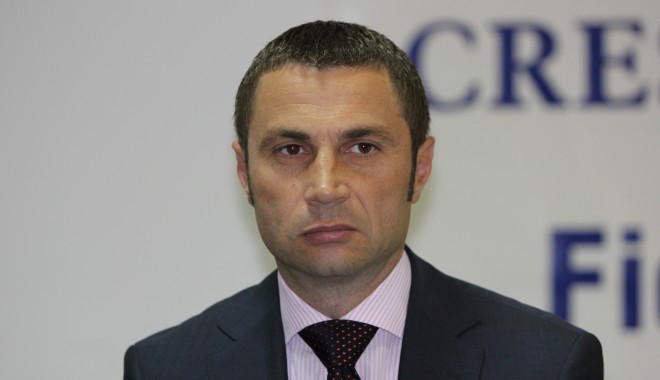Edilul Cristian Radu se întâlnește cu reprezentanții romilor - cristianradu-1357898958.jpg