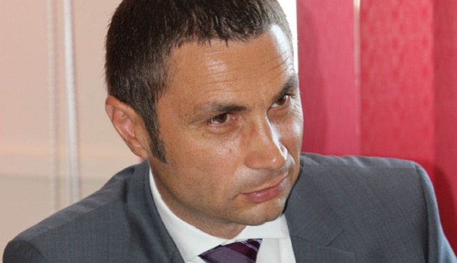 Ajutoare financiare pentru vârstnicii din Mangalia - cristianradu25-1364483402.jpg