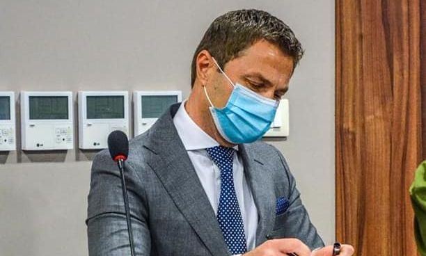 Cristian Radu, la preluarea noului mandat. „Vă mulţumesc pentru votul acordat!” - cristianradudeclaratiebun2-1604516056.jpg