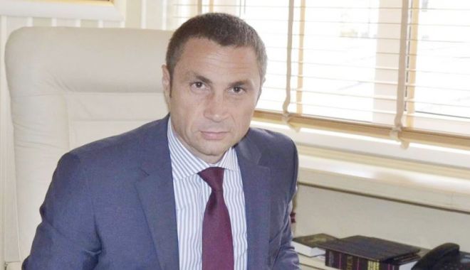Edilul Cristian Radu: „În anul 2021 am finalizat trei proiecte cu fonduri UE în oraşul Mangalia” - cristianraduprezentare2-1642184407.jpg