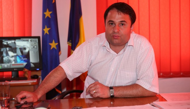 Primarul care nu știe cum arată opoziția - cristiantelehoi7-1308590712.jpg