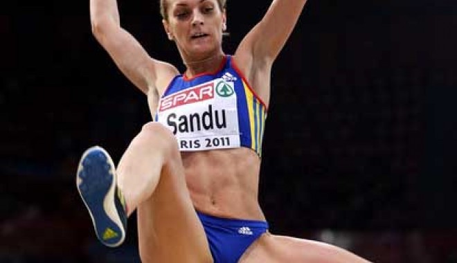 Cristina Sandu,  în finală la triplusalt, la CE - cristina-1408030403.jpg