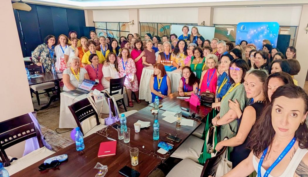 Ambasadorii eTwinning s-au reunit în stațiunea Mamaia - cristina-gila-1755441394.jpg
