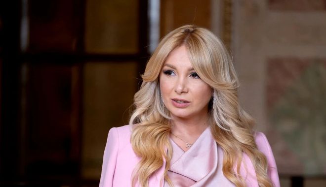 O vedetă TV și un avocat celebru și-au oficializat relația - cristina-hera-1693154537.jpg