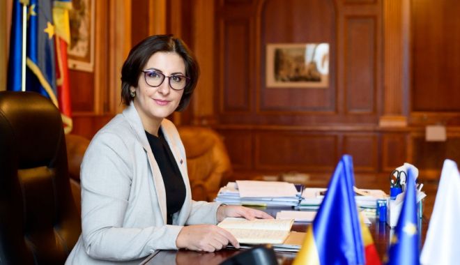 Deputatul REPER Cristina Rizea îşi inaugurează cabinetul parlamentar de la Constanţa