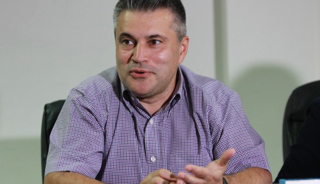 Cristinel Dragomir îi ia locul lui Nicușor Constantinescu în fruntea CJC - cristineldragomir1-1409909584.jpg