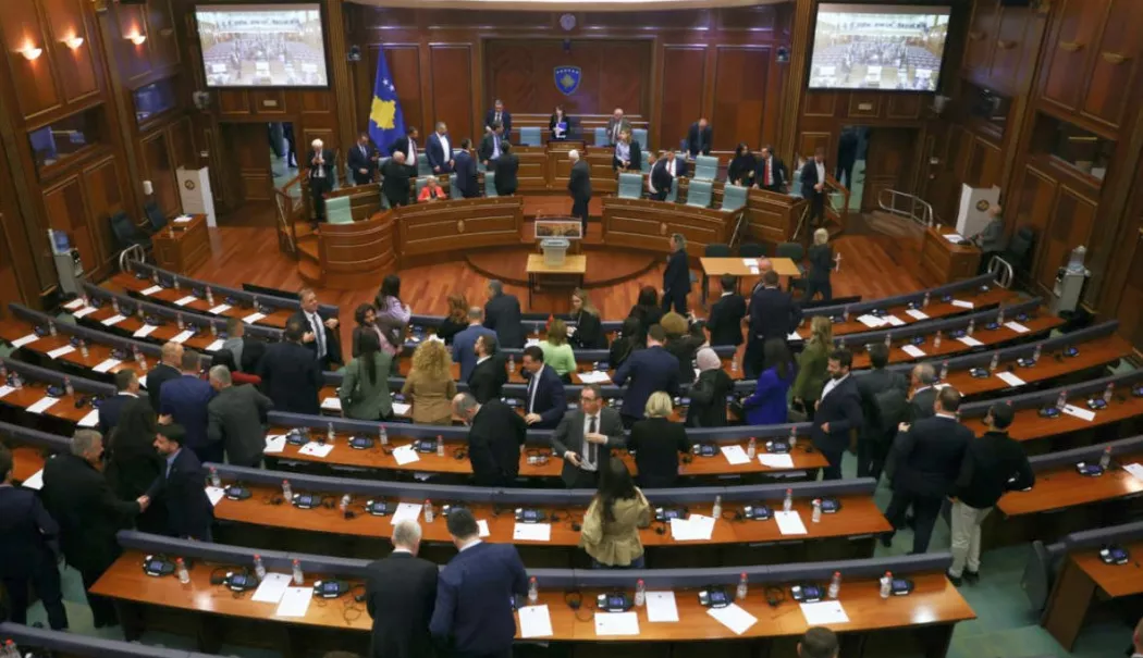 Criză politică în Kosovo. Alegeri parlamentare la orizont - criza-1772790249.webp