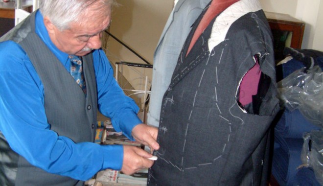 Cine mai crede în viitorul cooperației meșteșugărești - croitorgf4-1404231042.jpg
