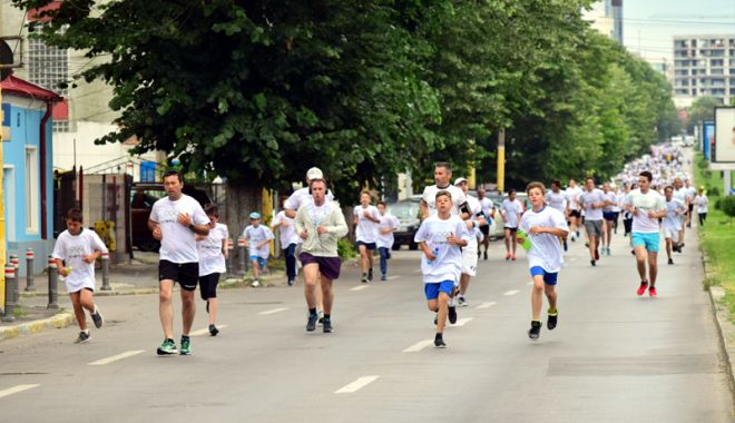 Alergăm împreună la Crosul Ziua Olimpică, la Constanța! - crosolimpic93-1528302415.jpg