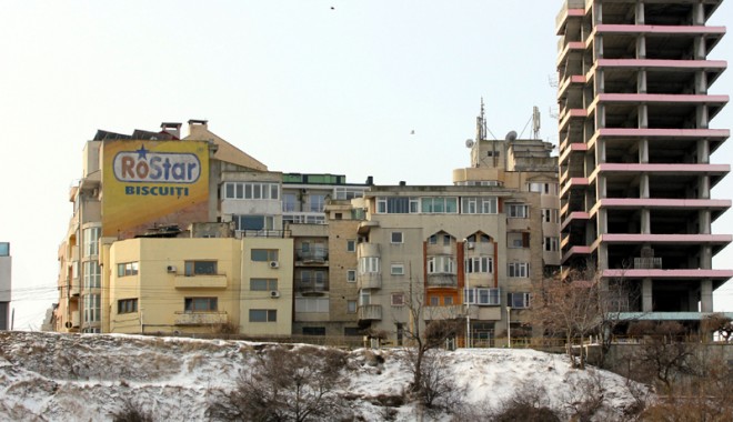 Monștrii din inima Constanței - cruceanuconstructieconstanta-1327941271.jpg