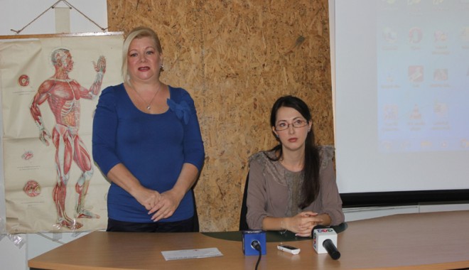 Crucea Roșie le învață pe mămici să acorde primul ajutor bebelușilor - crucearosie-1347375887.jpg