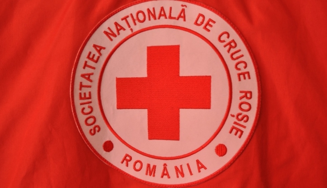 Tinerii voluntari, premiați la Gala Crucii Roșii, filiala Constanța - crucearosie-1480435591.jpg