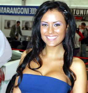 Daniela Crudu vrea mașină nouă - cruduta-1311317052.jpg