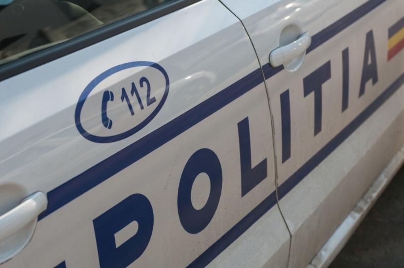 Un bărbat de 59 de ani și-a omorât câinele din bătaie. Polițiștii au deschis dosar penal - cruzimebarbatcaineucis18992526-1769871914.webp