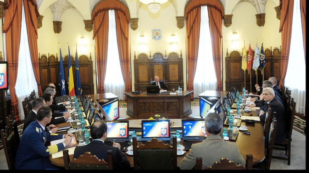 Ședință CSAT, pe restructurarea MAI și evaziunea fiscală - csat-1323867649.jpg