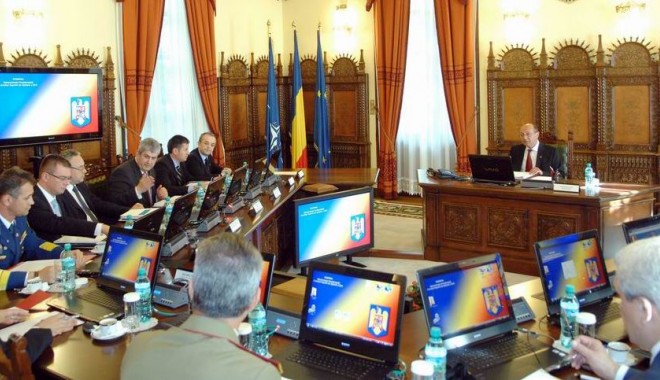 Află ce s-a discutat astăzi în ședința CSAT - csat27iunie2011-1323964210.jpg