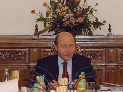 CSAT s-a reunit în ședință - csatsedinta-1340633864.jpg