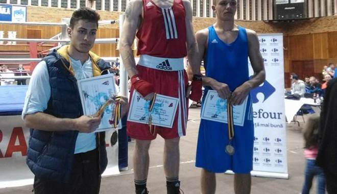 CS Farul, aur la Cupa României la box - csfarulbox-1424625152.jpg
