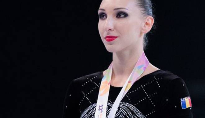CS Farul și-a desemnat cei mai buni sportivi ai anului. Gimnastica aerobică, podium la seniori - csfarulcorinaconstantinsursaface-1419013620.jpg
