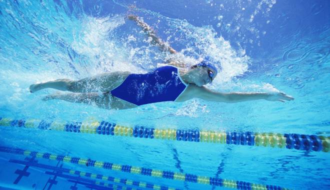 CS Farul, reprezentat de două sportive la Naționalele de înot - csfarulinot-1437157001.jpg