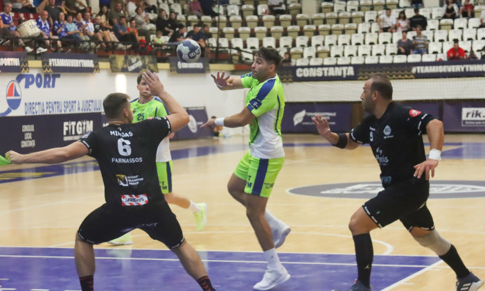 Handbaliştii de la CSM Constanţa, calificare en-fanfare în turul al doilea al EHF European Cup - csm-calificare-1757942596.jpg