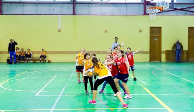CS Phoenix pune în mișcare 