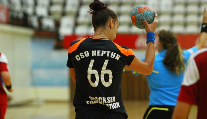 CSU Neptun primește vizita neînvinsei  CSM București - csuneptun-1411746499.jpg