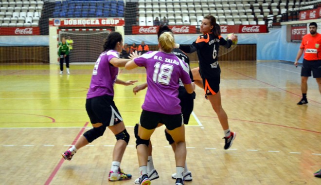 Liga Națională de handbal feminin. CSU Neptun a făcut praf Zalăul lui Tadici - csuneptun-1413731548.jpg