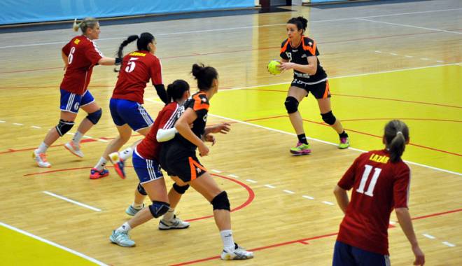 Astăzi, la Sala Sporturilor. CSU Neptun înfruntă Zalăul în optimile Cupei României - csuneptun-1421779704.jpg