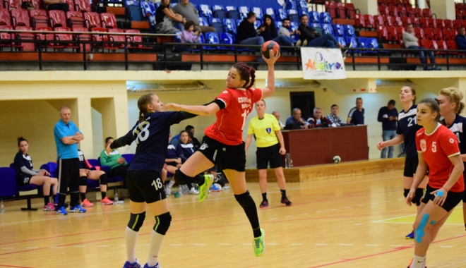 CSU Neptun joacă, astăzi, la Sala Sporturilor - csuneptun-1511712174.jpg