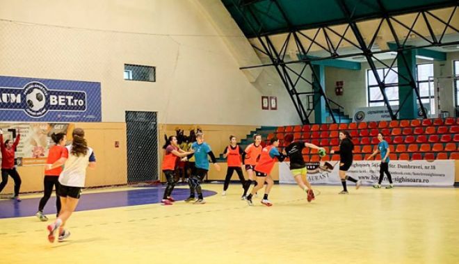 CSU Neptun reia bătălia în campionat.  