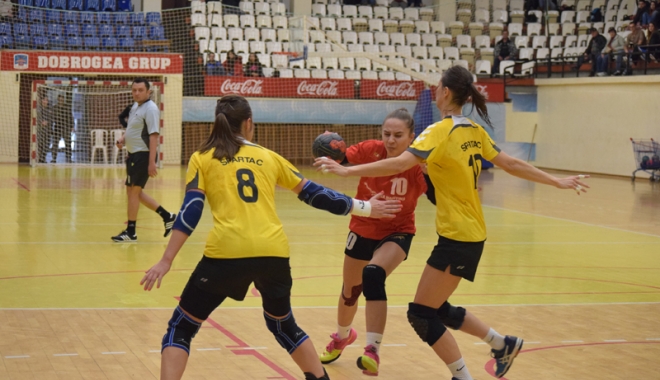 CSU Neptun Constanța joacă, duminică, la Sala Sporturilor - csuneptun27-1484928229.jpg