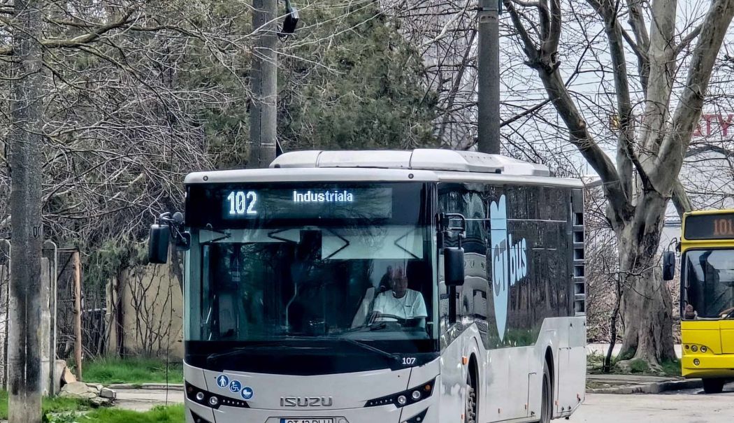 În atenția călătorilor! Circulația autobuzelor pe strada Zorelelor este suspendată temporar