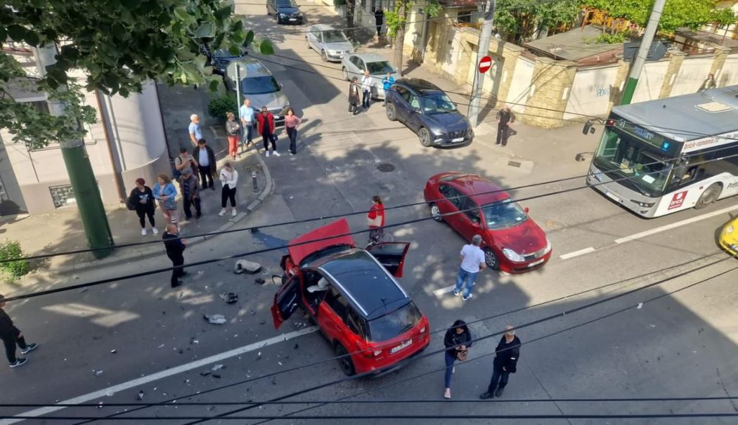 CT BUS: Întârzieri pe liniile 42, 44, 51, 48 și 101 din cauza unui accident petrecut în această dimineață!