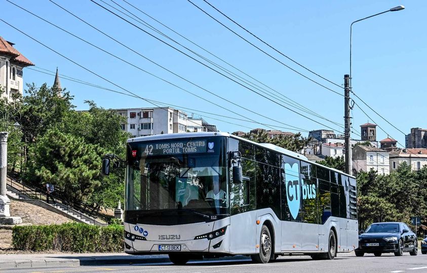 Întârzieri pe liniile CT BUS din cauza aglomerației!