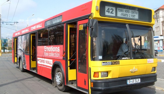 Cum te lasă șuții fără bani,  în autobuzul 42 - ct07xfc421-1334083537.jpg