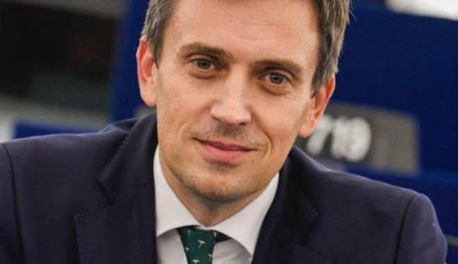 Cătălin Ivan, candidatul ADN la prezidențiale, a depus plângere penală împotriva membrilor BEC - ctlinivan-1570204953.jpg