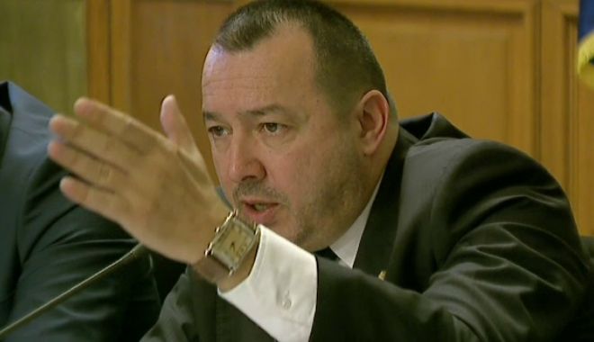 Cătălin Rădulescu: 