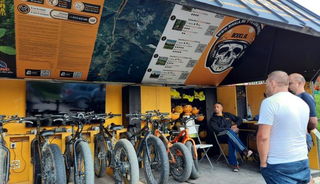 Cu bicicleta electrică prin Cheile Dobrogei - cubicicletaelectrica-1634236450.jpg