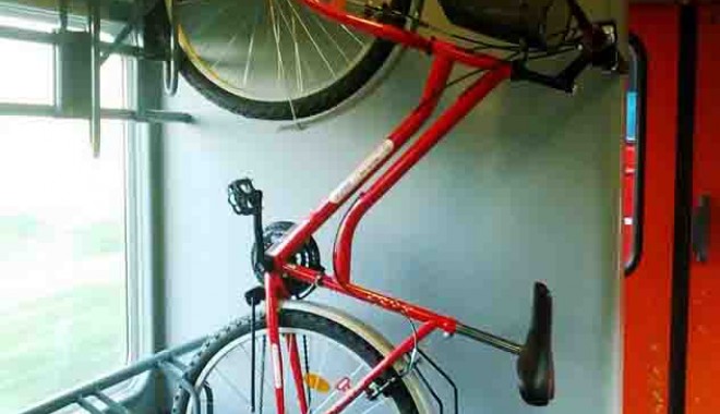 Cu bicicleta în trenurile către litoral - cubicicletaintren-1406050641.jpg