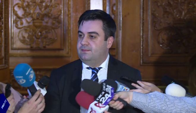 Cuc face ravagii la CNAIR. Dă afară 35 de directori! - cuc-1570977409.jpg