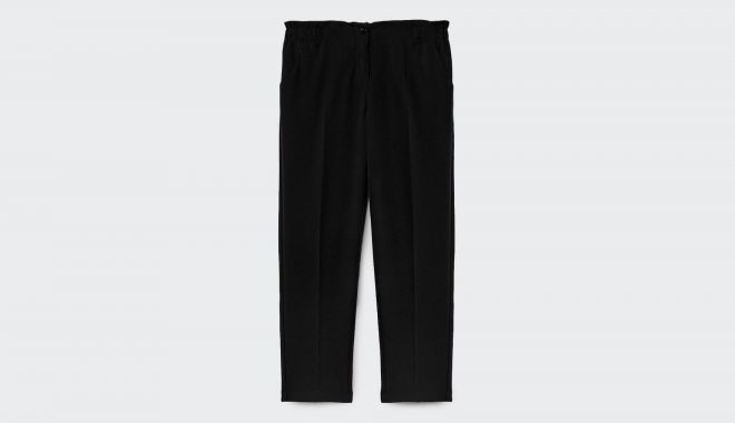Un trend de zile mari: pantalonii evazați și rochia lungă - cugetliberro-1-1680010541.jpg